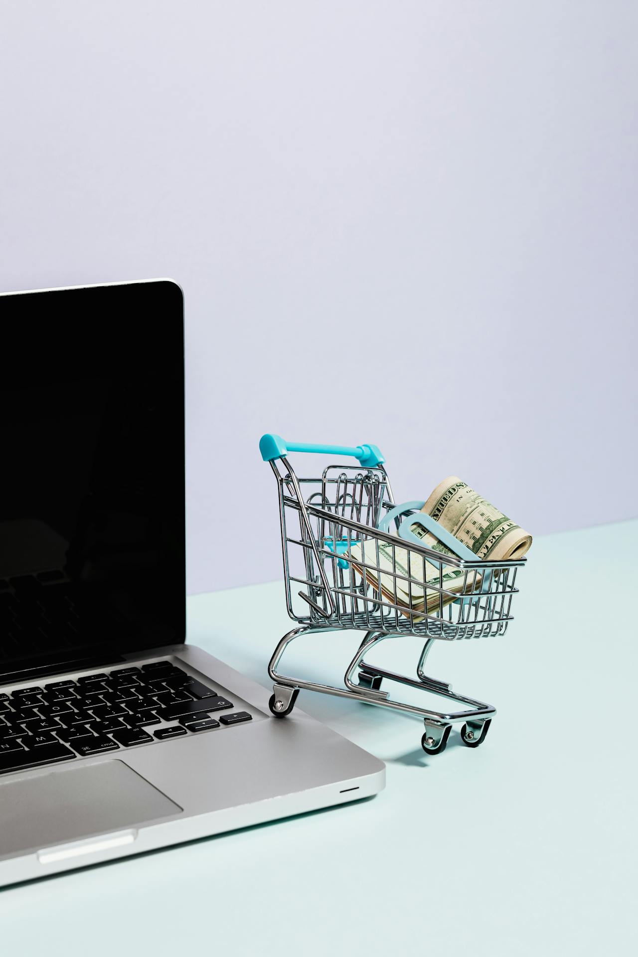 In 2026, online shopping will be more and more competitive than ever. Every ecommerce business wants to stand out and attract more buyers.