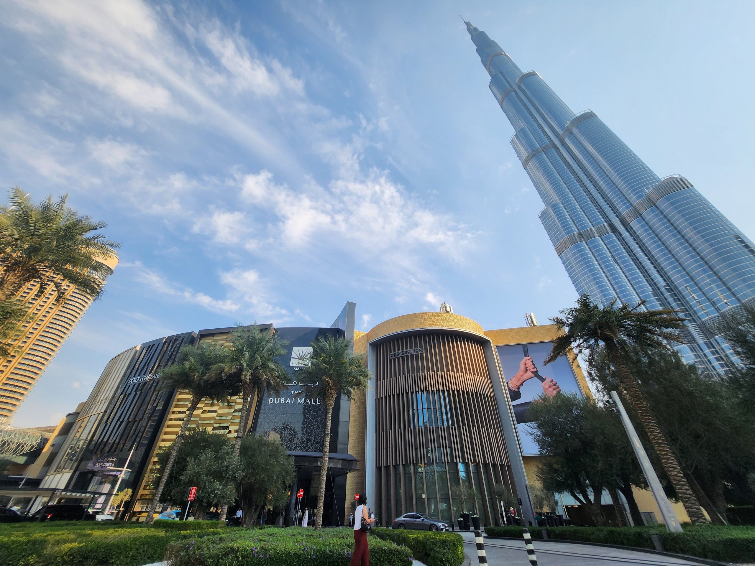 How to Market Your Business in Dubai Mall: A CEO’s Playbook for Maximum Visibility and Revenue