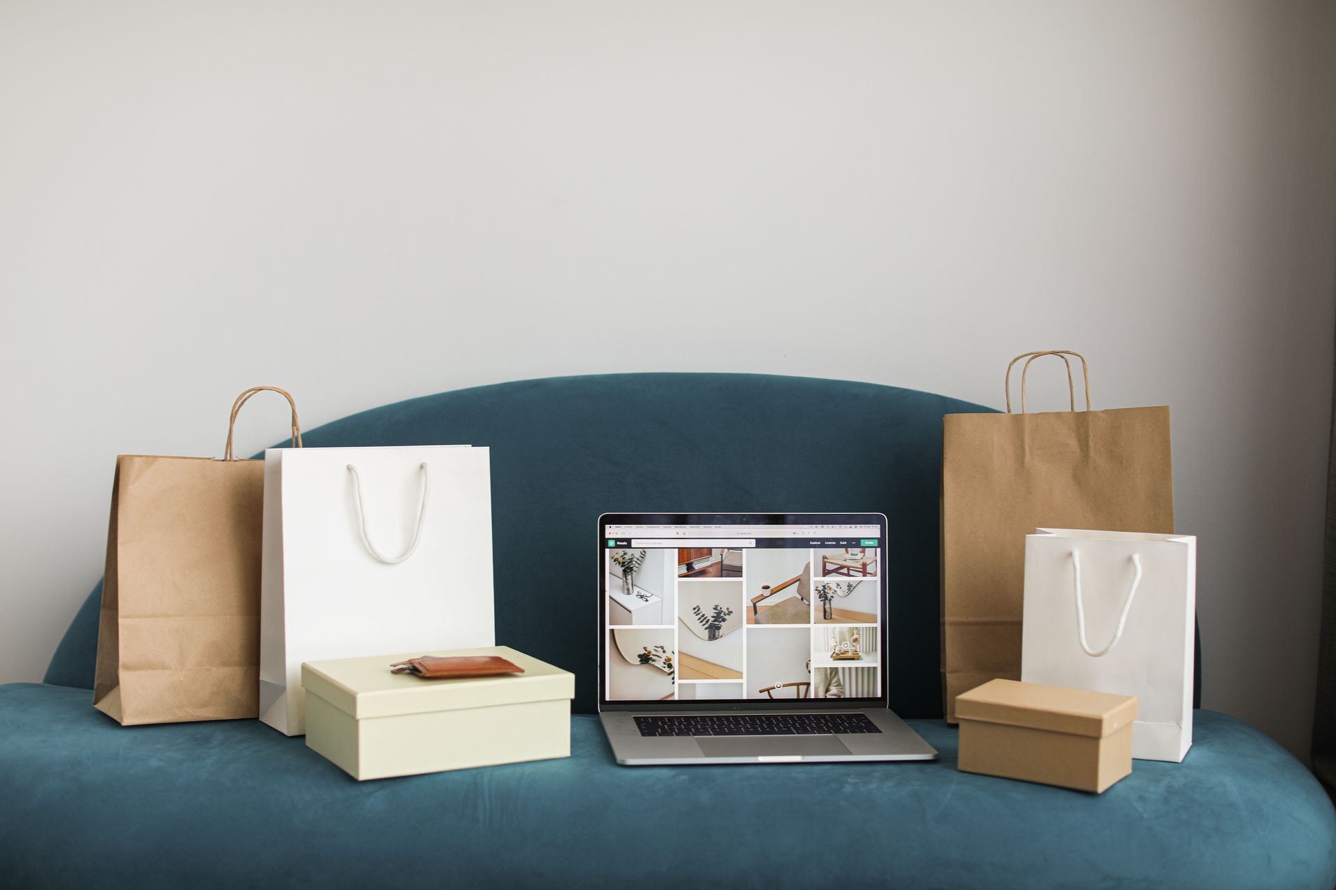 Best eCommerce Platforms for UAE Online Stores (2026)