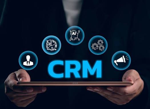 قارن بين أفضل 10 شركات لربط أنظمة إدارة علاقات العملاء CRM في دبي والإمارات، وتعرّف إلى الأنسب لربط المبيعات والتسويق وواتساب والمواقع والأنظمة الداخلية.